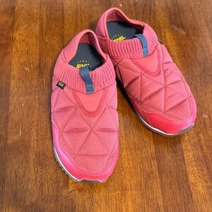 Teva Quilted Red Slippers